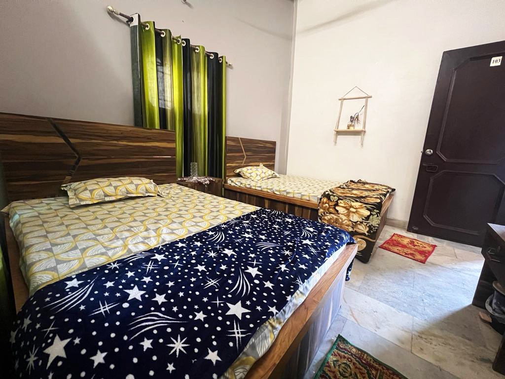 Naari Home Stay MATHURA